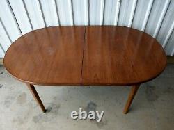 Vintage Retro Very Large Extending Extendable Wooden Dining Kitchen Table