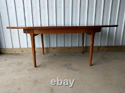 Vintage Retro Very Large Extending Extendable Wooden Dining Kitchen Table