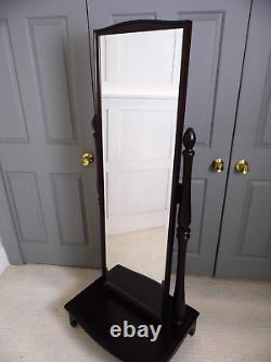Vintage Stag Minstrel Cheval full floor dressing mirror Mahohany finish 1970s