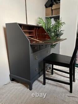 Vintage Stag Minstrel Mahogany Writing Bureau Desk Hideaway Desk