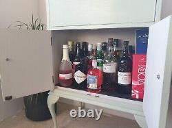 Vintage drinks cocktail cabinet bar