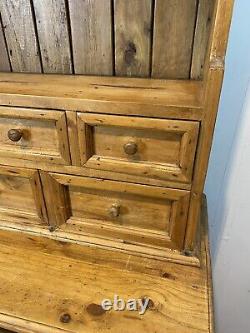 Vintage pine dresser