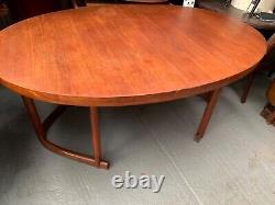 Vintage retro teak wood mid century wooden kitchen dining table oval Danish