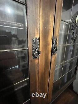 Vintage wooden dresser display cabinet old-fashioned glass windows &lead strips