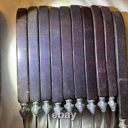 21 Ustensiles de Cuisine Vintage en Bakélite avec Poignée - Grand Mélange de Couleurs Rouge, Jaune, Orange