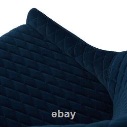 2 chaises de salle à manger en velours bleu avec accoudoirs et pieds en métal noir