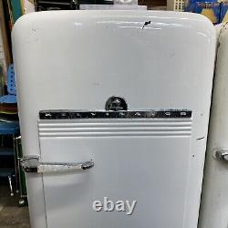 5x Réfrigérateurs vintage des années 50 et 60 Kelvinator Prestcold - Accessoire de cuisine rétro américaine pour film
