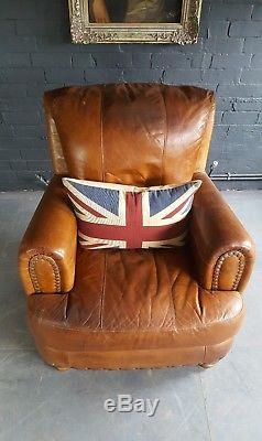 656. Fauteuil Chesterfield Vintage Club Leather Tan Courier Disponible