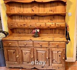 Ancien buffet de cuisine en pin de ferme galloise Vintage