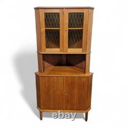 Armoire d'angle vintage en teck, haut placard rétro danois du milieu du siècle
