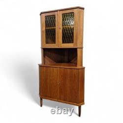 Armoire d'angle vintage en teck, haut placard rétro danois du milieu du siècle