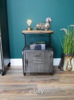 Armoire de chevet rustique en bois et métal avec tiroirs de rangement