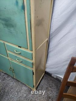 Armoire de cuisine de style Hoosier vintage des années 1950 en bois vert et crème F304