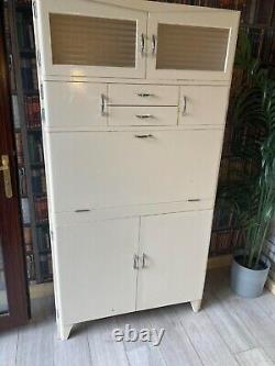 Armoire de cuisine rétro des années 1950