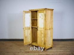Armoire de cuisine rustique vintage blanchie