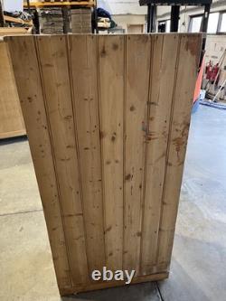 Armoire de rangement de cuisine vintage en pin, unité de stockage en bois massif