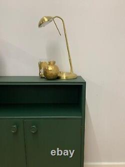 Armoire peinte en vert vintage