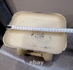 Balance de cuisine vintage, balance de cuisine rétro des années 1970 fabriquée en Suisse