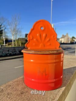 Boîte à sel en émail orange vintage française, accroche murale pour cave, rangement de cuisine