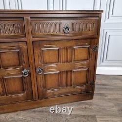 Buffet Cabinet en Bois Ancien de Style Jacobean