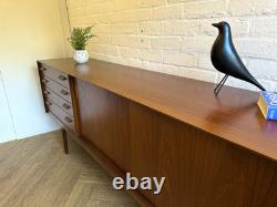 Buffet G Plan Gold Label par Richard Young des années 1950 Rétro Vintage Rénové