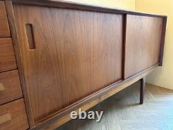 Buffet G Plan Gold Label par Richard Young des années 1950 Rétro Vintage Rénové