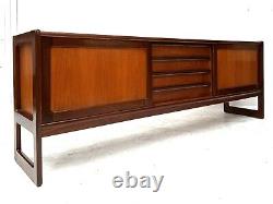 Buffet TV rétro en teck vintage, unité multimédia du milieu du siècle 1960 ELLIOTS de NEWBURY