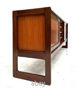 Buffet TV rétro en teck vintage, unité multimédia du milieu du siècle 1960 ELLIOTS de NEWBURY