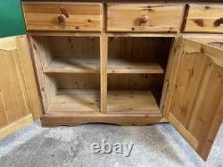 Buffet de cuisine en pin massif vintage de style ferme