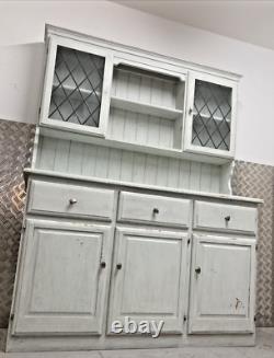 Buffet de cuisine vintage français vert menthe pâle en pin, style campagne, vieilli
