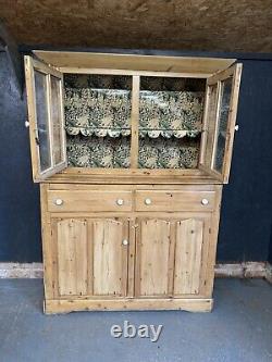 Buffet de garde-manger en pin de style vintage farmhouse