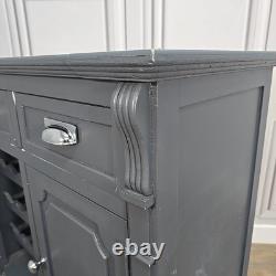 Buffet en bois peint gris style campagne avec tiroirs et placard pour vin