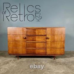 Buffet en bois vintage rétro des années 1950 style mi-siècle MCM