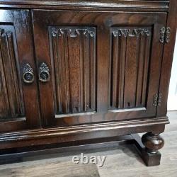 Buffet en chêne gallois vintage antique grand en bois