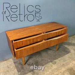 Buffet en teck Austinsuite Frank Guille vintage rétro MCM ensemble de 2