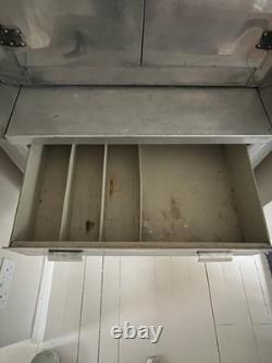 Buffet garde-manger vintage en aluminium des années 1950