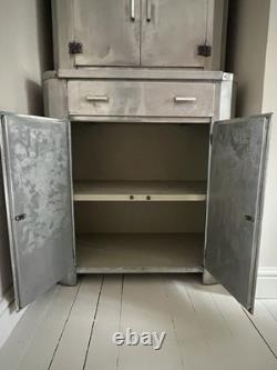 Buffet garde-manger vintage en aluminium des années 1950