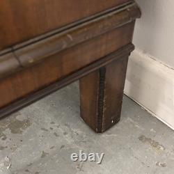 Bureau-bibliothèque vintage en acajou avec buffet et vitrines en verre