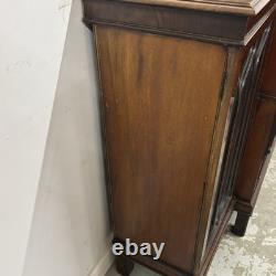 Bureau-bibliothèque vintage en acajou avec buffet et vitrines en verre