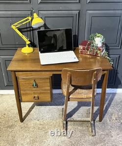 Bureau compact en teck vintage des années 1950 par James Leonard pour Esavian avec clé
