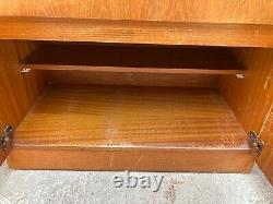 Bureau de rangement à boissons en placage de teck style vintage milieu du siècle avec tiroir