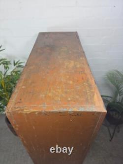 Cabinet à boissons de cuisine indépendant en bois émaillé indien récupéré vintage