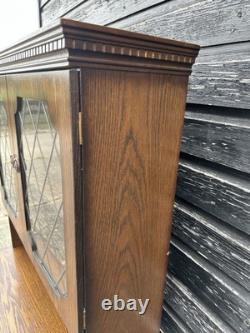 Cabinet d'exposition en bois et verre vintage rétro du milieu du siècle, armoire de rangement de cuisine