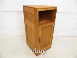 Cabinet de chevet en chêne vintage Art Déco de bonne qualité par AB Ltd des années 1930