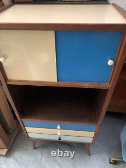 Cabinet de rangement en bois vintage rétro moderne des années 60-70 MCM
