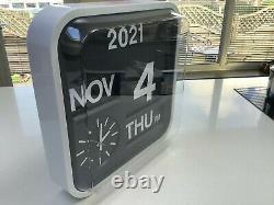Calendrier De L'habitat Wall Flip Clock' Retro. Vintage Lovely Unmarked Entièrement Travaillé