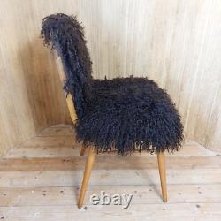 Chaise d'accent de cuisine style Ben des années 1960 en peluche de mouton mongol vintage rétro fabuleux