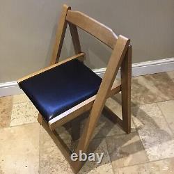 Chaise de cuisine pliante vintage assortie, siège en vinyle, bois de hêtre rétro des années 60 du milieu du siècle