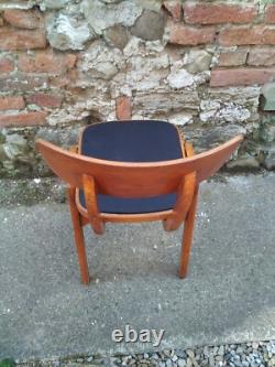 Chaise de cuisine vintage rétro en forme de A en hêtre et placage de hêtre, seule.