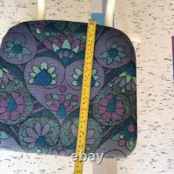 Chaise de salle à manger vintage rétro des années 60 avec assise en tissu floral kitsch en barkcloth bleu